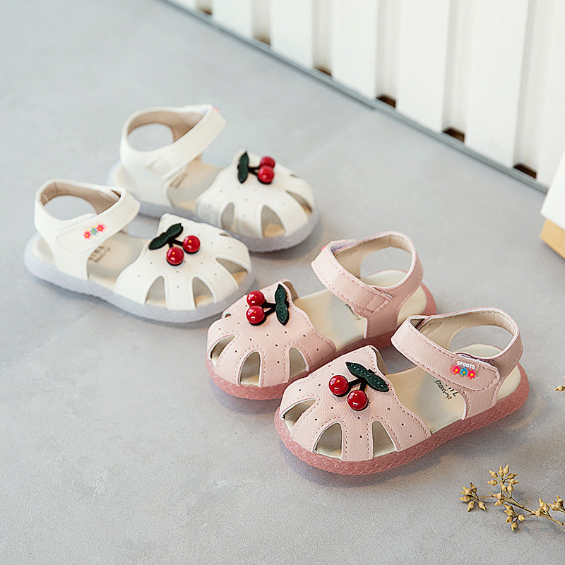 Girl baby girl sandals